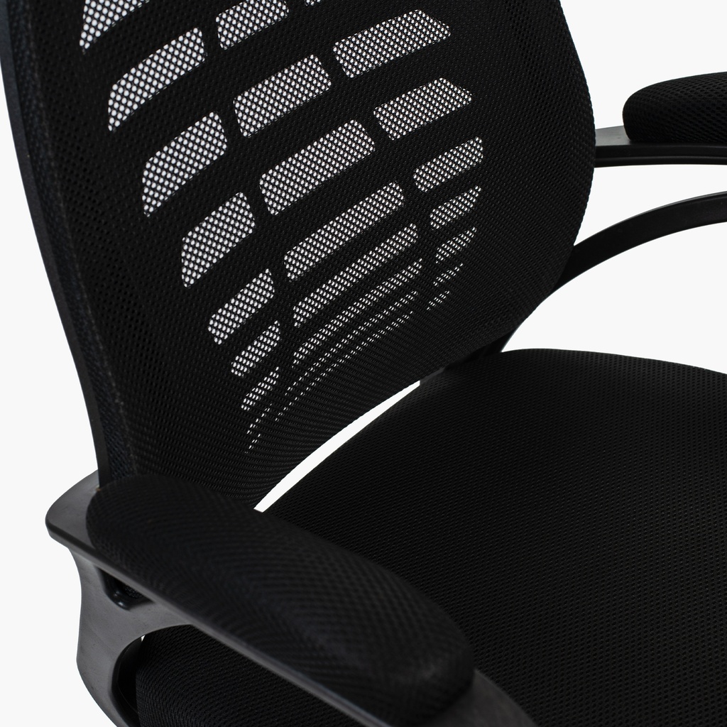 كرسي نيو فوكس متحرك بمخدع رأس